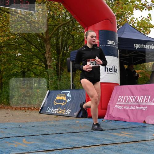 11.10.2026 - Bramfelder Halbmarathon 2026 J. Mangold http://msf.ph/oto/10829043 11.10.2026 11:01:30 Laufen 356, 362, 408, 430, 753 meine-sportfotos.de