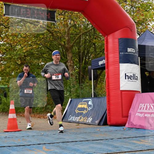 11.10.2026 - Bramfelder Halbmarathon 2026 J. Mangold http://msf.ph/oto/10829102 11.10.2026 11:01:43 Laufen 70, 114, 427 meine-sportfotos.de