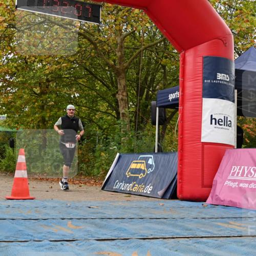 11.10.2026 - Bramfelder Halbmarathon 2026 J. Mangold http://msf.ph/oto/10829139 11.10.2026 11:02:05 Laufen 18 meine-sportfotos.de
