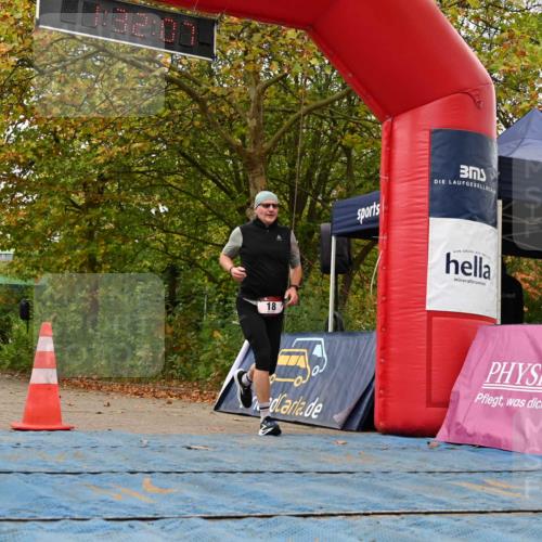 11.10.2026 - Bramfelder Halbmarathon 2026 J. Mangold http://msf.ph/oto/10829147 11.10.2026 11:02:06 Laufen 18 meine-sportfotos.de