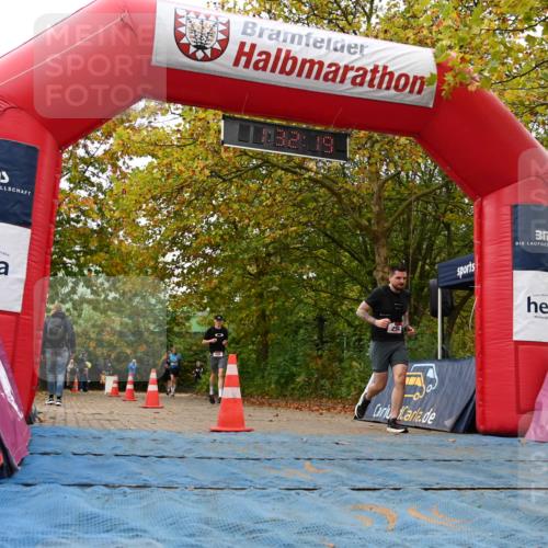 11.10.2026 - Bramfelder Halbmarathon 2026 J. Mangold http://msf.ph/oto/10829158 11.10.2026 11:02:17 Laufen 254, 720 meine-sportfotos.de