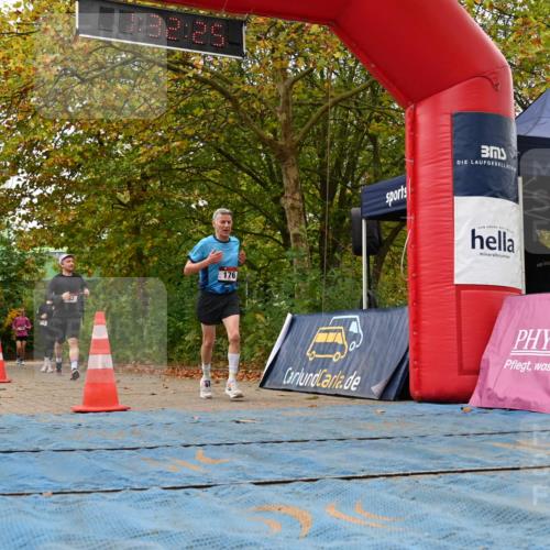 11.10.2026 - Bramfelder Halbmarathon 2026 J. Mangold http://msf.ph/oto/10829176 11.10.2026 11:02:23 Laufen 82, 176, 429, 720 meine-sportfotos.de