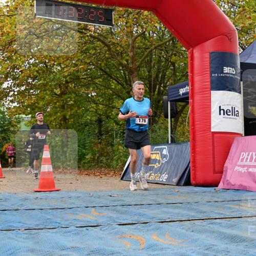 11.10.2026 - Bramfelder Halbmarathon 2026 J. Mangold http://msf.ph/oto/10829182 11.10.2026 11:02:24 Laufen 82, 176, 429, 720 meine-sportfotos.de