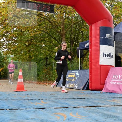 11.10.2026 - Bramfelder Halbmarathon 2026 J. Mangold http://msf.ph/oto/10829207 11.10.2026 11:02:28 Laufen 44, 82, 176, 429 meine-sportfotos.de
