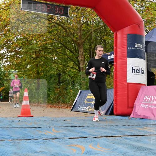 11.10.2026 - Bramfelder Halbmarathon 2026 J. Mangold http://msf.ph/oto/10829211 11.10.2026 11:02:28 Laufen 44, 82, 176, 429 meine-sportfotos.de