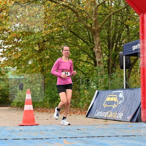11.10.2026 - Bramfelder Halbmarathon 2026 J. Mangold http://msf.ph/oto/10829216 11.10.2026 11:02:30 Laufen 44, 82, 429 meine-sportfotos.de
