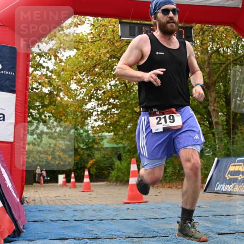 11.10.2026 - Bramfelder Halbmarathon 2026 J. Mangold http://msf.ph/oto/10829259 11.10.2026 11:02:45 Laufen 219 meine-sportfotos.de