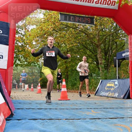11.10.2026 - Bramfelder Halbmarathon 2026 J. Mangold http://msf.ph/oto/10829340 11.10.2026 11:04:27 Laufen 271, 371, 392, 428, 576, 635 meine-sportfotos.de