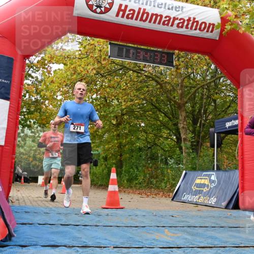11.10.2026 - Bramfelder Halbmarathon 2026 J. Mangold http://msf.ph/oto/10829359 11.10.2026 11:04:32 Laufen 271, 371, 392, 428, 576, 635 meine-sportfotos.de