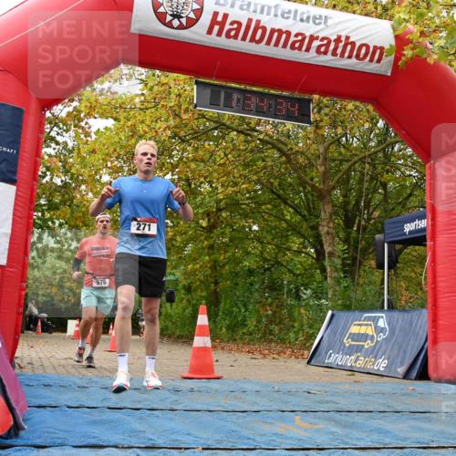 11.10.2026 - Bramfelder Halbmarathon 2026 J. Mangold http://msf.ph/oto/10829361 11.10.2026 11:04:32 Laufen 271, 371, 392, 428, 576, 635 meine-sportfotos.de