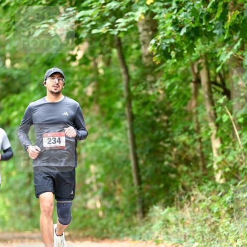 11.10.2026 - Bramfelder Halbmarathon 2026 Dr. Thomas Lammeyer http://msf.ph/oto/10829382 11.10.2026 11:10:16 Laufen 234 meine-sportfotos.de