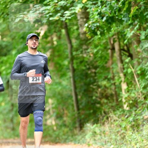 11.10.2026 - Bramfelder Halbmarathon 2026 Dr. Thomas Lammeyer http://msf.ph/oto/10829385 11.10.2026 11:10:16 Laufen 234 meine-sportfotos.de