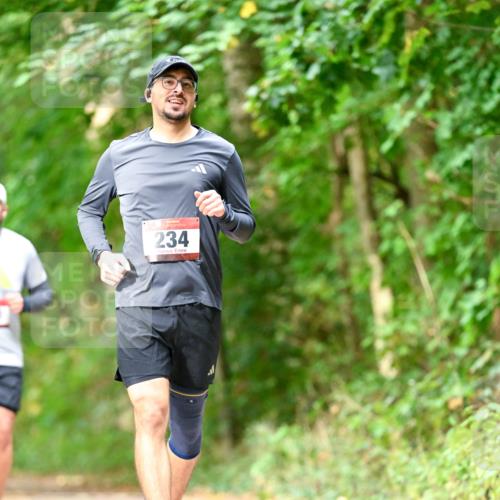 11.10.2026 - Bramfelder Halbmarathon 2026 Dr. Thomas Lammeyer http://msf.ph/oto/10829402 11.10.2026 11:10:17 Laufen 234 meine-sportfotos.de