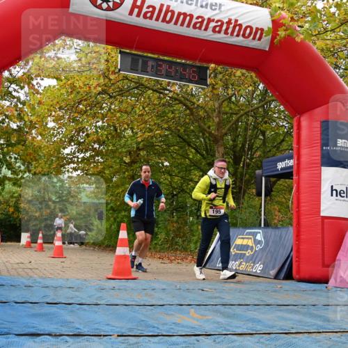 11.10.2026 - Bramfelder Halbmarathon 2026 J. Mangold http://msf.ph/oto/10829409 11.10.2026 11:04:45 Laufen 69, 195, 467, 473 meine-sportfotos.de