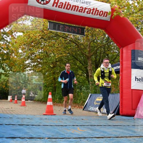 11.10.2026 - Bramfelder Halbmarathon 2026 J. Mangold http://msf.ph/oto/10829413 11.10.2026 11:04:45 Laufen 69, 195, 467, 473 meine-sportfotos.de