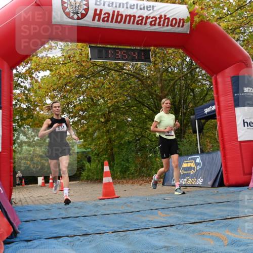 11.10.2026 - Bramfelder Halbmarathon 2026 J. Mangold http://msf.ph/oto/10829471 11.10.2026 11:05:39 Laufen 441, 531 meine-sportfotos.de
