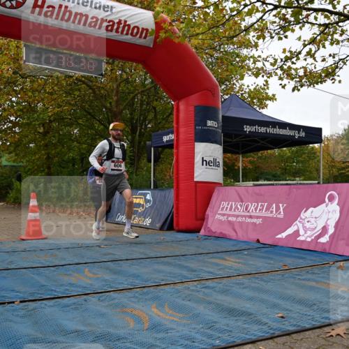 11.10.2026 - Bramfelder Halbmarathon 2026 J. Mangold http://msf.ph/oto/10829511 11.10.2026 11:06:28 Laufen 286, 489, 606 meine-sportfotos.de