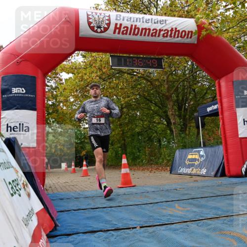 11.10.2026 - Bramfelder Halbmarathon 2026 J. Mangold http://msf.ph/oto/10829561 11.10.2026 11:06:47 Laufen 16, 40 meine-sportfotos.de