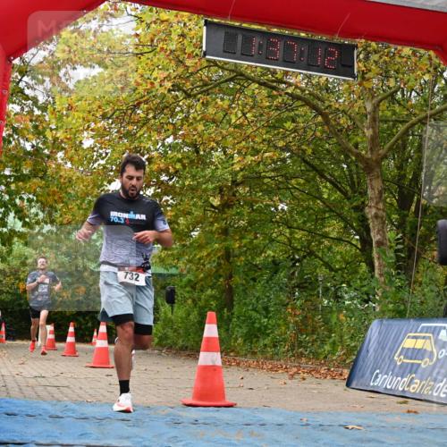 11.10.2026 - Bramfelder Halbmarathon 2026 J. Mangold http://msf.ph/oto/10829580 11.10.2026 11:07:11 Laufen 2, 732 meine-sportfotos.de