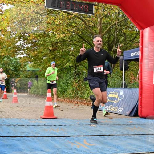 11.10.2026 - Bramfelder Halbmarathon 2026 J. Mangold http://msf.ph/oto/10829644 11.10.2026 11:07:48 Laufen 33, 262, 704, 814, 815 meine-sportfotos.de