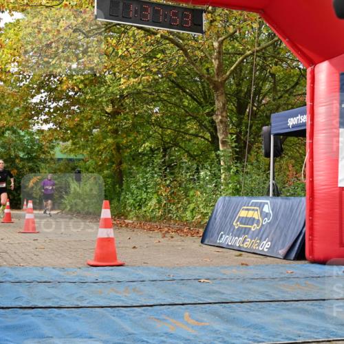11.10.2026 - Bramfelder Halbmarathon 2026 J. Mangold http://msf.ph/oto/10829680 11.10.2026 11:07:51 Laufen 33, 262, 704, 814, 815 meine-sportfotos.de