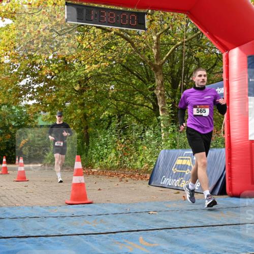 11.10.2026 - Bramfelder Halbmarathon 2026 J. Mangold http://msf.ph/oto/10829714 11.10.2026 11:07:58 Laufen 33, 565, 656 meine-sportfotos.de