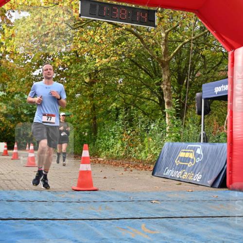 11.10.2026 - Bramfelder Halbmarathon 2026 J. Mangold http://msf.ph/oto/10829757 11.10.2026 11:08:13 Laufen 77, 560 meine-sportfotos.de