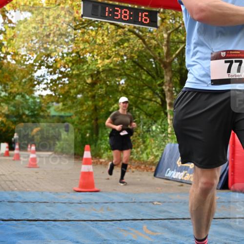 11.10.2026 - Bramfelder Halbmarathon 2026 J. Mangold http://msf.ph/oto/10829779 11.10.2026 11:08:15 Laufen 77, 560 meine-sportfotos.de
