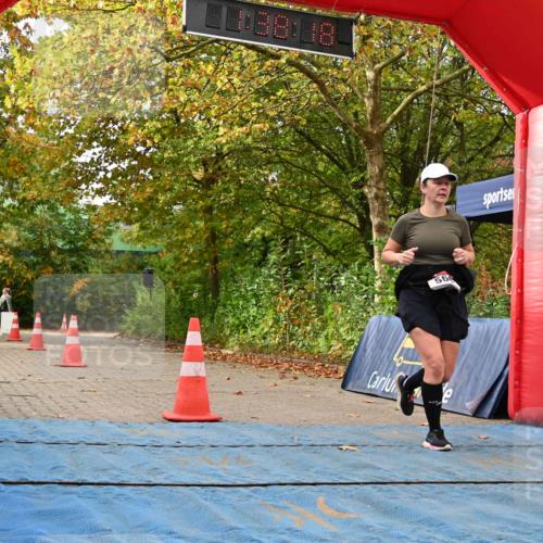 11.10.2026 - Bramfelder Halbmarathon 2026 J. Mangold http://msf.ph/oto/10829785 11.10.2026 11:08:16 Laufen 77, 560 meine-sportfotos.de