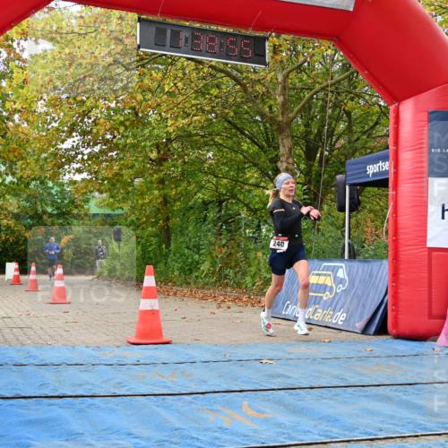 11.10.2026 - Bramfelder Halbmarathon 2026 J. Mangold http://msf.ph/oto/10829828 11.10.2026 11:08:54 Laufen 54, 240 meine-sportfotos.de