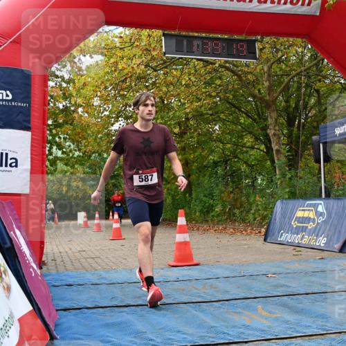 11.10.2026 - Bramfelder Halbmarathon 2026 J. Mangold http://msf.ph/oto/10829883 11.10.2026 11:09:18 Laufen 278 meine-sportfotos.de