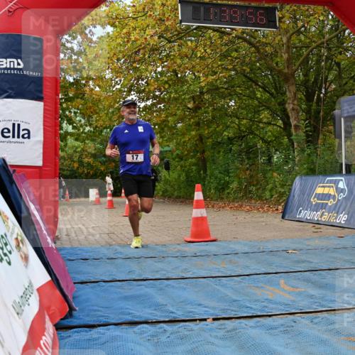 11.10.2026 - Bramfelder Halbmarathon 2026 J. Mangold http://msf.ph/oto/10829967 11.10.2026 11:09:55 Laufen 17, 84 meine-sportfotos.de