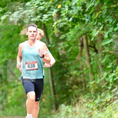 11.10.2026 - Bramfelder Halbmarathon 2026 Dr. Thomas Lammeyer http://msf.ph/oto/10829999 11.10.2026 11:12:18 Laufen 638 meine-sportfotos.de