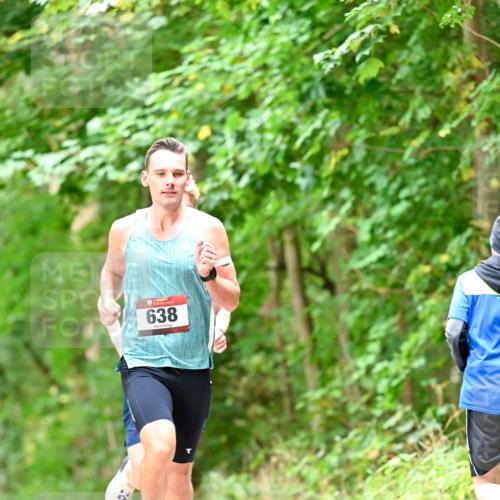 11.10.2026 - Bramfelder Halbmarathon 2026 Dr. Thomas Lammeyer http://msf.ph/oto/10830008 11.10.2026 11:12:19 Laufen 638 meine-sportfotos.de
