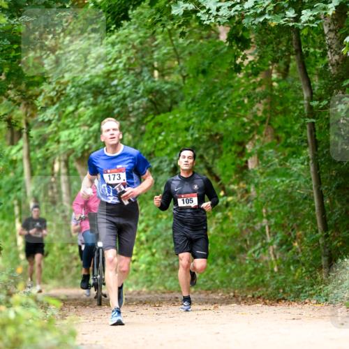 11.10.2026 - Bramfelder Halbmarathon 2026 Dr. Thomas Lammeyer http://msf.ph/oto/10830018 11.10.2026 11:12:20 Laufen 173, 105 meine-sportfotos.de