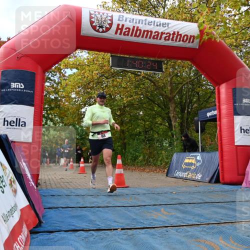 11.10.2026 - Bramfelder Halbmarathon 2026 J. Mangold http://msf.ph/oto/10830045 11.10.2026 11:10:22 Laufen 9, 88, 201, 230, 729 meine-sportfotos.de