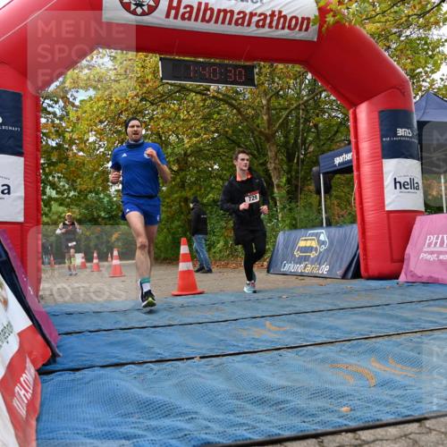 11.10.2026 - Bramfelder Halbmarathon 2026 J. Mangold http://msf.ph/oto/10830060 11.10.2026 11:10:28 Laufen 9, 29, 201, 729 meine-sportfotos.de