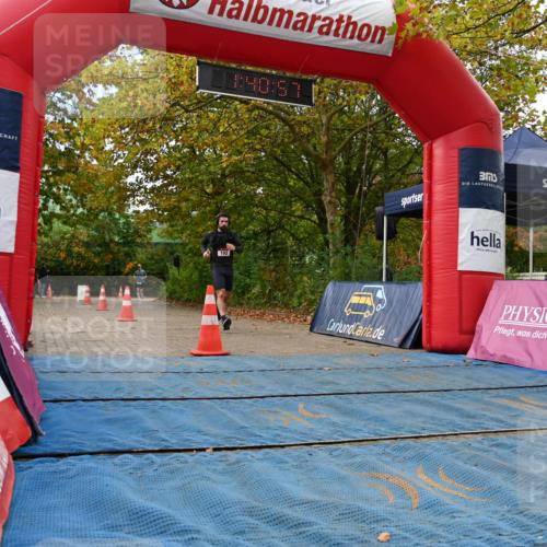 11.10.2026 - Bramfelder Halbmarathon 2026 J. Mangold http://msf.ph/oto/10830084 11.10.2026 11:10:56 Laufen 102 meine-sportfotos.de