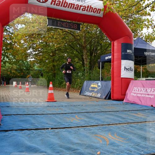 11.10.2026 - Bramfelder Halbmarathon 2026 J. Mangold http://msf.ph/oto/10830090 11.10.2026 11:10:56 Laufen 102 meine-sportfotos.de