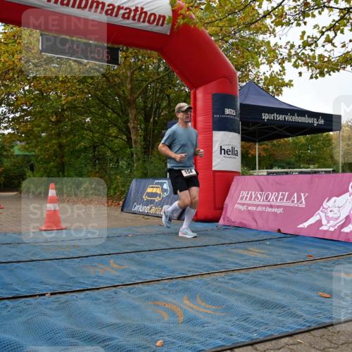 11.10.2026 - Bramfelder Halbmarathon 2026 J. Mangold http://msf.ph/oto/10830119 11.10.2026 11:11:05 Laufen 154 meine-sportfotos.de