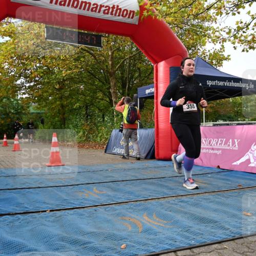11.10.2026 - Bramfelder Halbmarathon 2026 J. Mangold http://msf.ph/oto/10830129 11.10.2026 11:11:45 Laufen 328, 355 meine-sportfotos.de