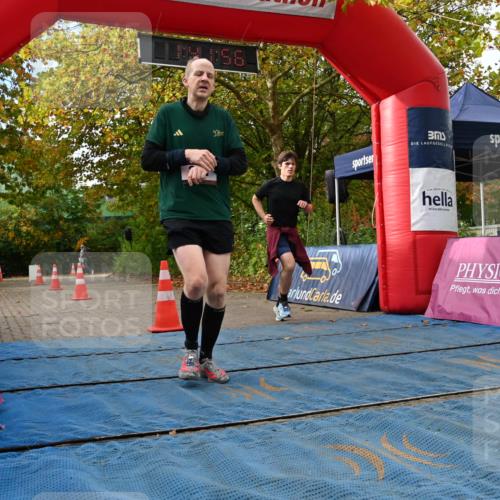 11.10.2026 - Bramfelder Halbmarathon 2026 J. Mangold http://msf.ph/oto/10830155 11.10.2026 11:11:55 Laufen 221, 328, 534, 649 meine-sportfotos.de