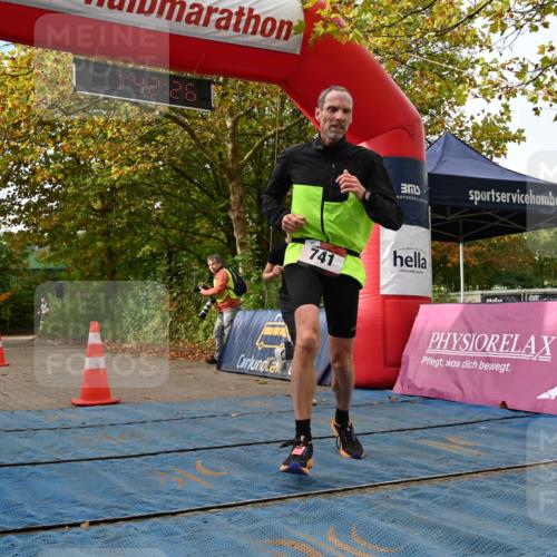 11.10.2026 - Bramfelder Halbmarathon 2026 J. Mangold http://msf.ph/oto/10830168 11.10.2026 11:12:25 Laufen 292, 506, 741 meine-sportfotos.de