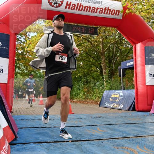 11.10.2026 - Bramfelder Halbmarathon 2026 J. Mangold http://msf.ph/oto/10830222 11.10.2026 11:13:10 Laufen 510, 792 meine-sportfotos.de