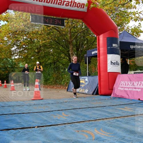 11.10.2026 - Bramfelder Halbmarathon 2026 J. Mangold http://msf.ph/oto/10830255 11.10.2026 11:13:32 Laufen 52, 359, 361 meine-sportfotos.de