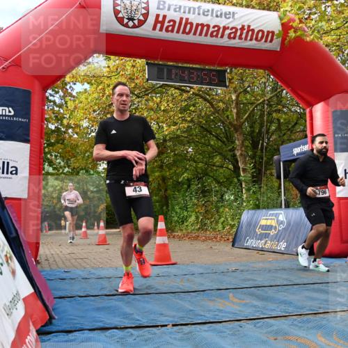11.10.2026 - Bramfelder Halbmarathon 2026 J. Mangold http://msf.ph/oto/10830285 11.10.2026 11:13:53 Laufen 43, 346, 796 meine-sportfotos.de