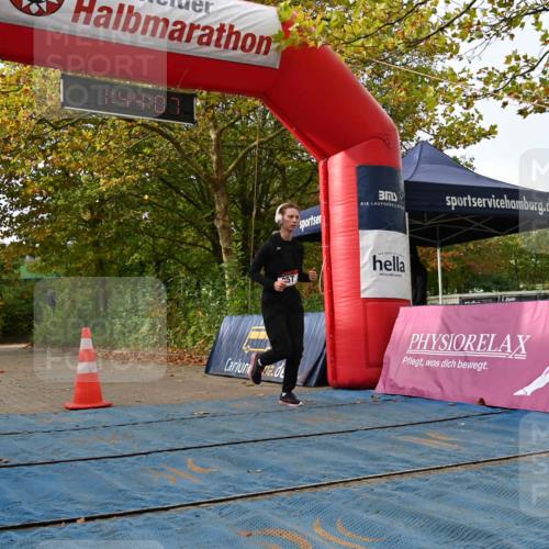 11.10.2026 - Bramfelder Halbmarathon 2026 J. Mangold http://msf.ph/oto/10830300 11.10.2026 11:14:06 Laufen 357 meine-sportfotos.de