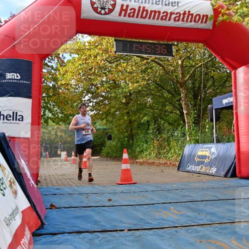 11.10.2026 - Bramfelder Halbmarathon 2026 J. Mangold http://msf.ph/oto/10830380 11.10.2026 11:15:35 Laufen 345 meine-sportfotos.de
