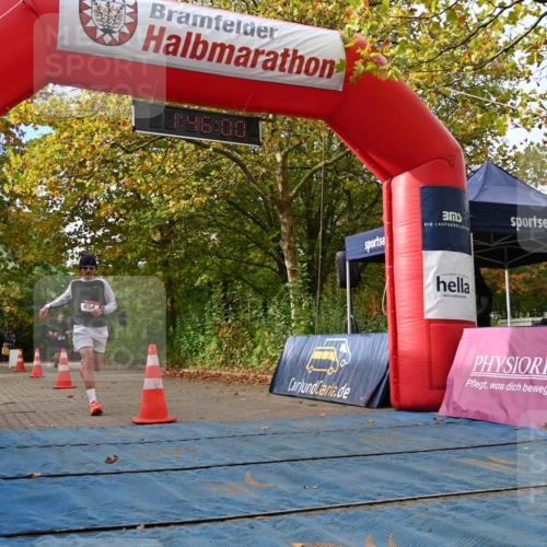 11.10.2026 - Bramfelder Halbmarathon 2026 J. Mangold http://msf.ph/oto/10830406 11.10.2026 11:15:59 Laufen 321, 454, 654 meine-sportfotos.de