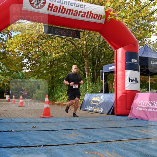 11.10.2026 - Bramfelder Halbmarathon 2026 J. Mangold http://msf.ph/oto/10830424 11.10.2026 11:16:04 Laufen 321, 454, 725 meine-sportfotos.de